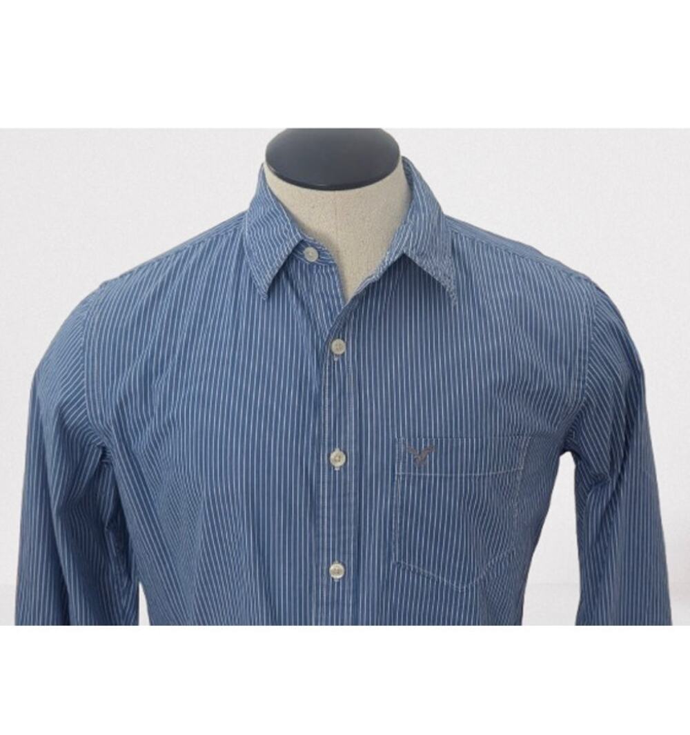 AMERICAN EAGLE OUTFITTERS Blue / White 100% Cotton Athletic Fit Shirt MEDIUM